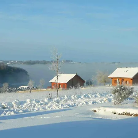Les Cabanes De Pareloup Bed & Breakfast Salles-Curan